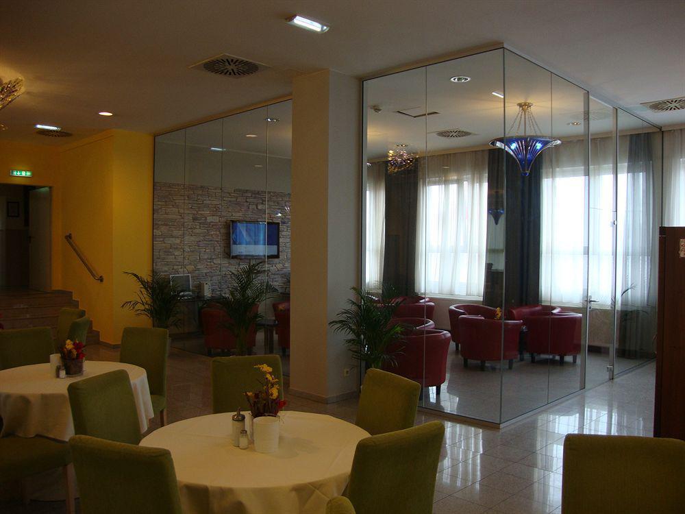 Lenas Donau Hotel Vienna Luaran gambar