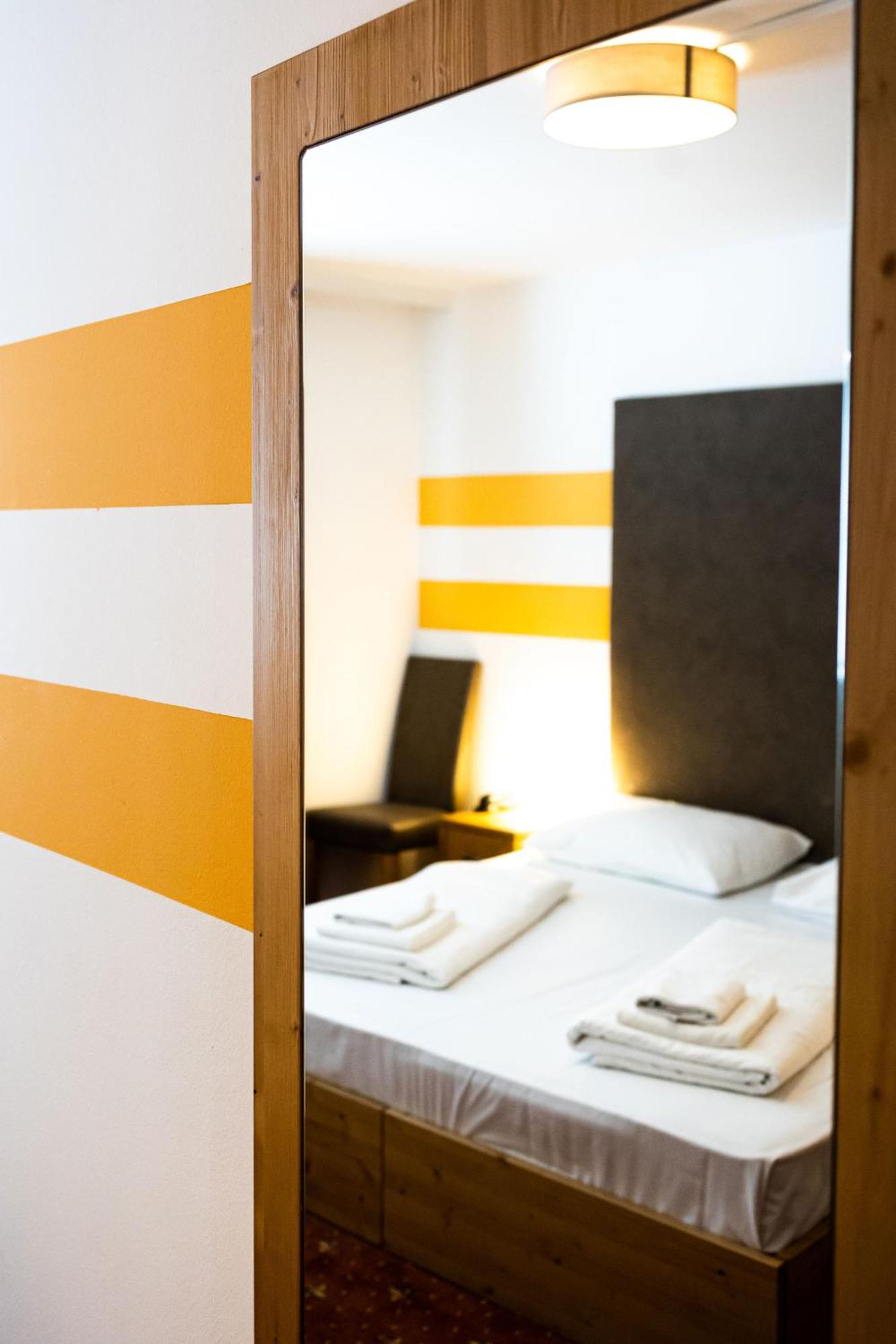 Lenas Donau Hotel Vienna Luaran gambar